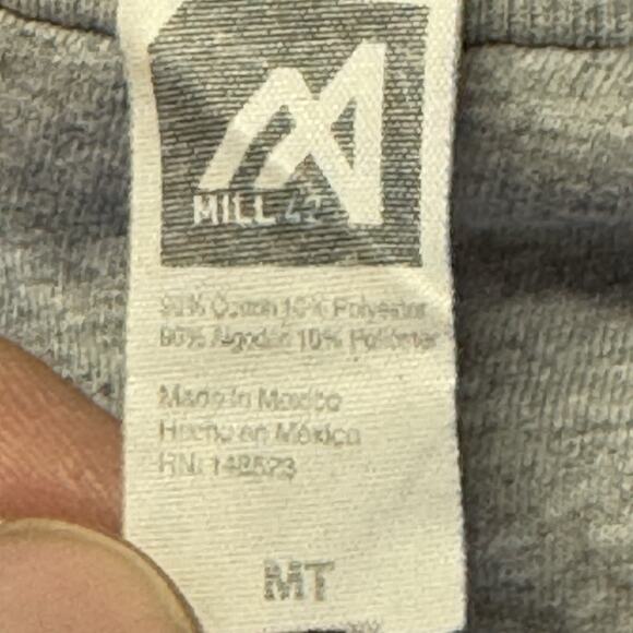 Mega Man Rush T-shirt Sz Medium Tall Retro 80s Video Game Nerd Capcom Nostalgia - Picture 9 of 10